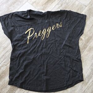 Preggers size large tshirt short sleeve dark grey